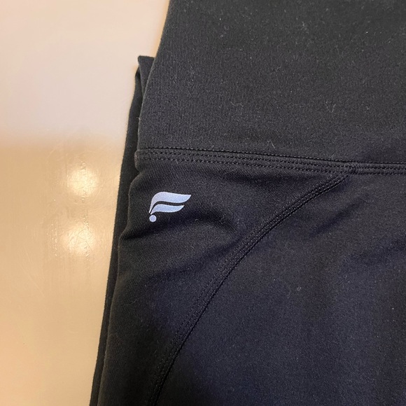 Fabletics PowerHold Leggings - Picture 3 of 4
